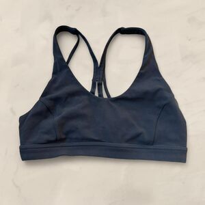 Lululemon black strappy sports bra size 8